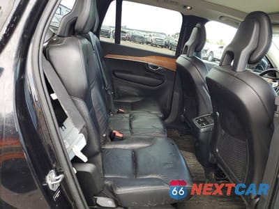 Zdjęcie 10 z 13 samochodu: 2021 VOLVO XC90 T6 MOMENTUM VIN:YV4A22PK5M1744644 - miniatura