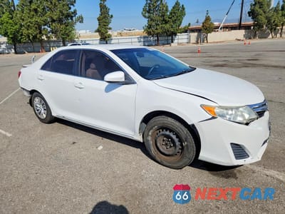 Czwarte zdjęcie samochodu z boku: 2012 TOYOTA CAMRY LE VIN:4T4BF1FK4CR245064 - miniatura