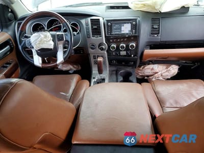 Zdjęcie 8 z 13 samochodu: 2016 TOYOTA SEQUOIA PLATINUM VIN:5TDDW5G13GS145682 - miniatura