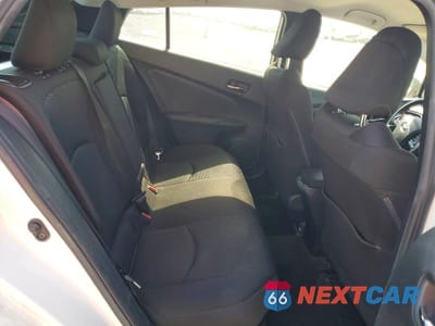 Zdjęcie 10 z 13 samochodu: 2019 TOYOTA PRIUS LE VIN:JTDKARFU6K3087408 - miniatura