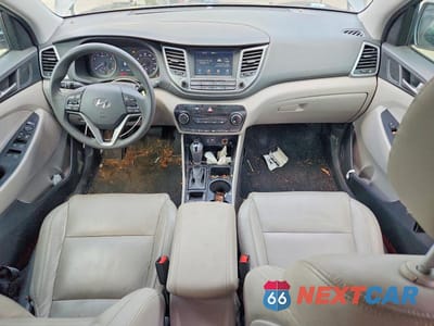 Zdjęcie 8 z 12 samochodu: 2018 HYUNDAI TUCSON SEL VIN:KM8J33A46JU663500 - miniatura