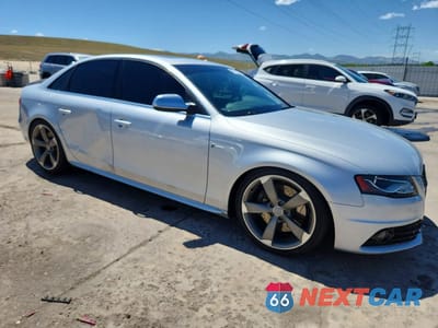 Czwarte zdjęcie samochodu z boku: 2010 AUDI S4 PREMIUM PLUS VIN:WAUDGAFL5AA110006 - miniatura