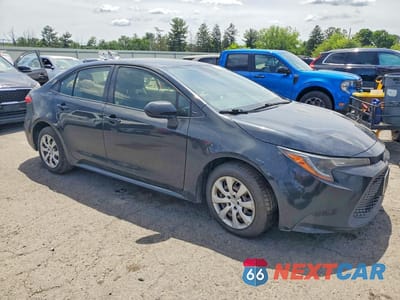 Czwarte zdjęcie samochodu z boku: 2020 TOYOTA COROLLA LE VIN:JTDEPRAE3LJ009399 - miniatura