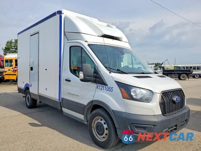 Czwarte zdjęcie samochodu z boku: 2022 FORD TRANSIT DELIVERY TRUCK VIN:1FDBW5Z8XNKA31731 - miniatura