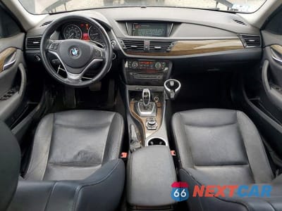 Zdjęcie 8 z 13 samochodu: 2013 BMW X1 XDRIVE28I VIN:WBAVL1C52DVR92450 - miniatura