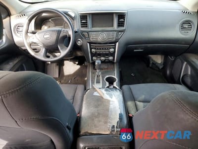 Zdjęcie 8 z 13 samochodu: 2019 NISSAN PATHFINDER S VIN:5N1DR2MN9KC600652 - miniatura
