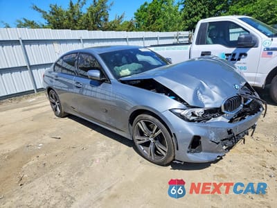 Czwarte zdjęcie samochodu z boku: 2023 BMW 330XI VIN:3MW89FF08P8D09733 - miniatura