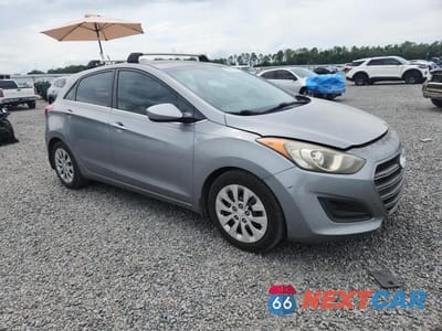 Czwarte zdjęcie samochodu z boku: 2016 HYUNDAI ELANTRA GT BASE VIN:KMHD35LH5GU273702 - miniatura