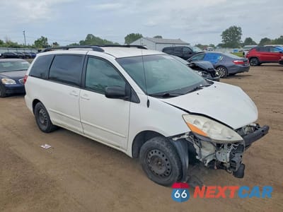 Czwarte zdjęcie samochodu z boku: 2010 TOYOTA SIENNA LE 8-PASSENGER VIN:5TDKK4CC0AS291615 - miniatura
