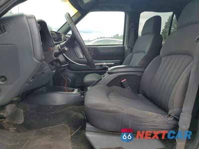 Zdjęcie 7 z 13 samochodu: 2003 CHEVROLET BLAZER VIN:1GNDT13X03K142162 - miniatura