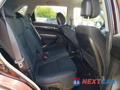 Zdjęcie 11 z 13 samochodu: 2014 KIA SORENTO LX VIN:5XYKT4A70EG459789 - miniatura
