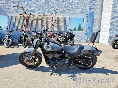 Trzecie zdjęcie samochodu z tyłu: 2022 HARLEY-DAVIDSON FXLRS VIN:1HD1YWZ24NB060135 - miniatura