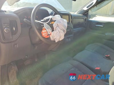 Zdjęcie 8 z 12 samochodu: 2023 CHEVROLET SILVERADO C1500 VIN:3GCNAAEDXPG312546 - miniatura