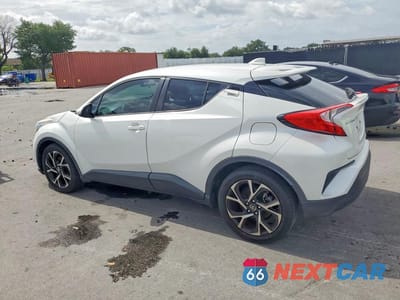 Drugie zdjęcie samochodu z przodu: 2021 TOYOTA C-HR XLE VIN:NMTKHMBX4MR124826 - miniatura