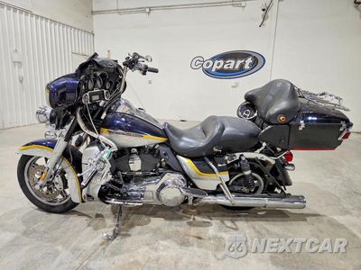 Trzecie zdjęcie samochodu z tyłu: 2012 HARLEY-DAVIDSON FLHTCUSE7 CVO ULTRA CLASSIC ELECTRA GLIDE VIN:1HD1PR811CB953745 - miniatura