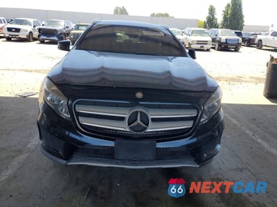 Piąte zdjęcie samochodu w środku: 2017 MERCEDES-BENZ GLA 250 4MATIC VIN:WDCTG4GB3HJ315625 - miniatura