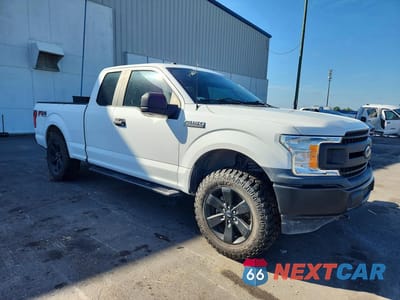 Czwarte zdjęcie samochodu z boku: 2018 FORD F150 SUPER CAB VIN:1FTFX1E53JFE59439 - miniatura