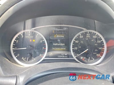 Zdjęcie 9 z 13 samochodu: 2018 NISSAN SENTRA S VIN:3N1AB7AP8JY336959 - miniatura