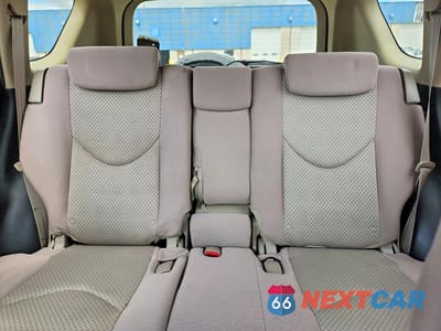 Zdjęcie 10 z 13 samochodu: 2006 TOYOTA RAV4 BASE VIN:JTMBK33V565009817 - miniatura