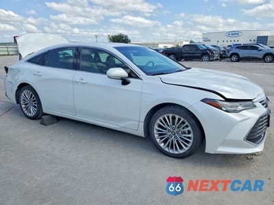 Czwarte zdjęcie samochodu z boku: 2020 TOYOTA AVALON LIMITED VIN:4T1CZ1FB5LU041461 - miniatura