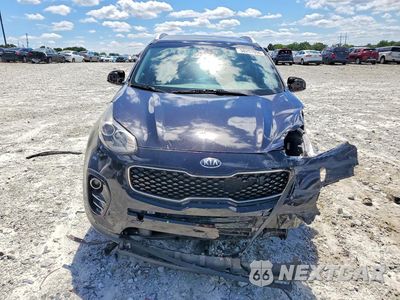 Piąte zdjęcie samochodu w środku: 2017 KIA SPORTAGE EX VIN:KNDPN3AC3H7210041 - miniatura