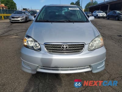 Piąte zdjęcie samochodu w środku: 2008 TOYOTA COROLLA S VIN:1NXBR32E08Z031273 - miniatura