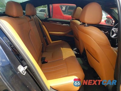 Zdjęcie 10 z 13 samochodu: 2017 BMW 540 XI VIN:WBAJE7C38HWA03399 - miniatura