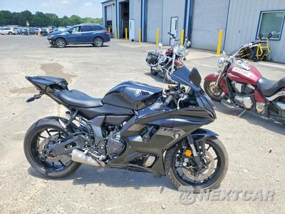 2025 YAMAHA YZFR7 JYARM38E8SA015447 - główne zdjęcie licytacji z USA - miniatura