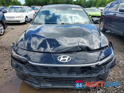 Piąte zdjęcie samochodu w środku: 2024 HYUNDAI ELANTRA SEL VIN:KMHLM4DG2RU816029 - miniatura
