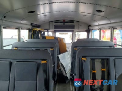 Zdjęcie 6 z 10 samochodu: 2011 CHEVROLET EXPRESS G3 - SCHOOL BUS VIN:1GB3G3BG1B1145585 - miniatura
