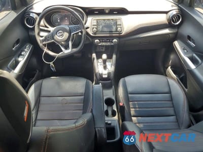 Zdjęcie 8 z 13 samochodu: 2018 NISSAN KICKS SR VIN:3N1CP5CU5JL501896 - miniatura