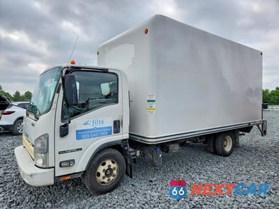 2015 ISUZU NPR HD BOX TRUCK JALC4W165F7003076 - główne zdjęcie licytacji z USA - miniatura