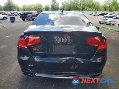 Zdjęcie 6 z 12 samochodu: 2013 AUDI S8 QUATTRO VIN:WAUD2AFD1DN026673 - miniatura