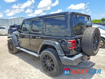 Drugie zdjęcie samochodu z przodu: 2019 JEEP WRANGLER UNLIMITED SAHARA VIN:1C4HJXEG6KW583060 - miniatura
