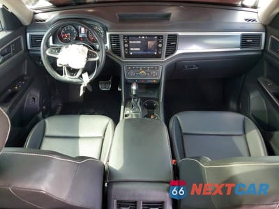 Zdjęcie 8 z 13 samochodu: 2021 VOLKSWAGEN ATLAS SE VIN:1V2PR2CA3MC522581 - miniatura