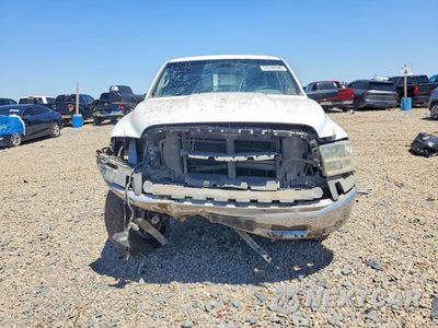 Piąte zdjęcie samochodu w środku: 2015 RAM 1500 SLT VIN:1C6RR7GT2FS669767 - miniatura