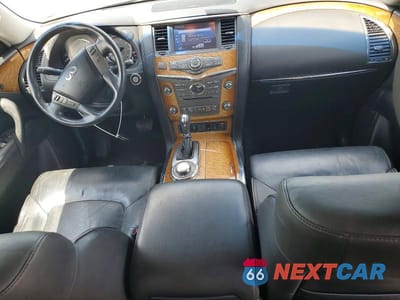 Zdjęcie 8 z 13 samochodu: 2014 INFINITI QX80 BASE VIN:JN8AZ2NE0E9064797 - miniatura