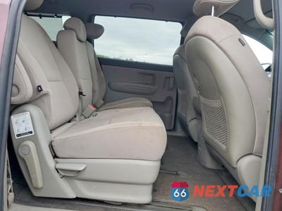 Zdjęcie 11 z 13 samochodu: 2015 KIA SEDONA LX VIN:KNDMB5C19F6074178 - miniatura