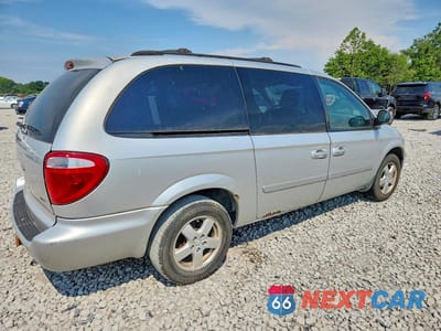 Czwarte zdjęcie samochodu z boku: 2007 DODGE GRAND CARAVAN SXT VIN:2D4GP44L97R271258 - miniatura