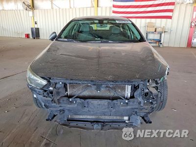 Piąte zdjęcie samochodu w środku: 2018 BUICK REGAL ESSENCE VIN:W04GP6SX7J1090163 - miniatura