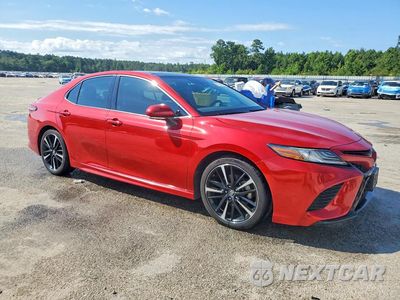 Czwarte zdjęcie samochodu z boku: 2019 TOYOTA CAMRY XSE VIN:4T1B61HK2KU262158 - miniatura