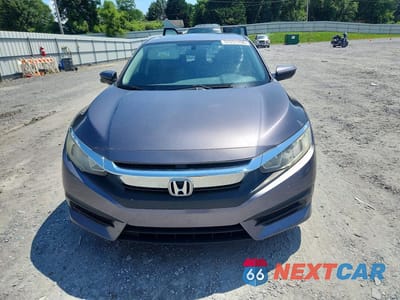 Piąte zdjęcie samochodu w środku: 2016 HONDA CIVIC EX VIN:19XFC2F72GE028613 - miniatura