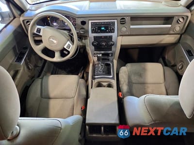 Zdjęcie 8 z 13 samochodu: 2008 JEEP COMMANDER SPORT VIN:1J8HG48K48C161479 - miniatura