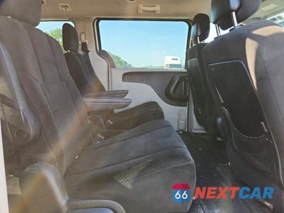 Zdjęcie 11 z 14 samochodu: 2012 DODGE GRAND CARAVAN SXT VIN:2C4RDGCG3CR294789 - miniatura