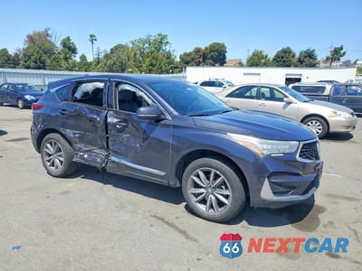 Czwarte zdjęcie samochodu z boku: 2019 ACURA RDX TECHNOLOGY VIN:5J8TC2H56KL040733 - miniatura