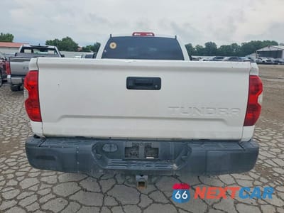 Zdjęcie 6 z 12 samochodu: 2016 TOYOTA TUNDRA SR VIN:5TFNW5F19GX203584 - miniatura