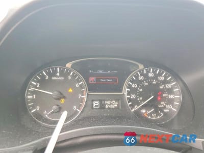 Zdjęcie 9 z 13 samochodu: 2015 NISSAN PATHFINDER S VIN:5N1AR2MM8FC681840 - miniatura