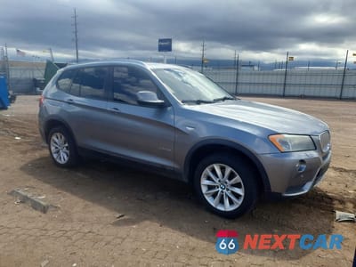 Czwarte zdjęcie samochodu z boku: 2014 BMW X3 XDRIVE28I VIN:5UXWX9C56E0D16061 - miniatura