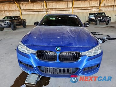 Piąte zdjęcie samochodu w środku: 2018 BMW 340 XI VIN:WBA8B7C58JA411894 - miniatura