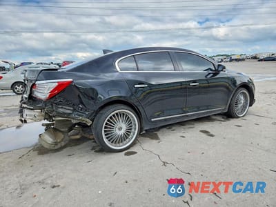 Trzecie zdjęcie samochodu z tyłu: 2016 BUICK LACROSSE VIN:1G4GB5G32GF165122 - miniatura